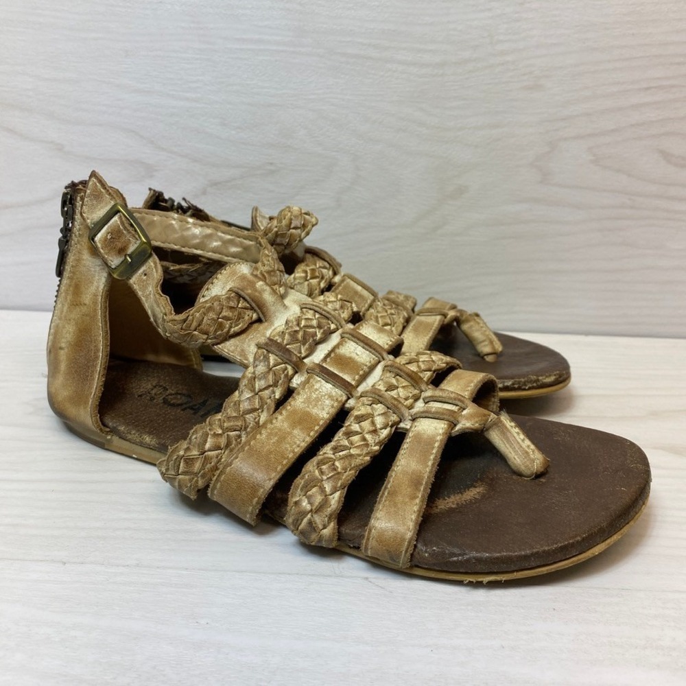 Roan Womens 7 Gladiator Sandals Woven Leather Tan Distressed Flat Summer Boho